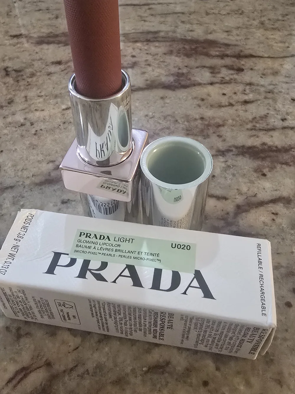 Prada Light Refillable Lipstick in U020 Rosso NIB ✨FREE GIFT WITH EVERY ORDER ✨